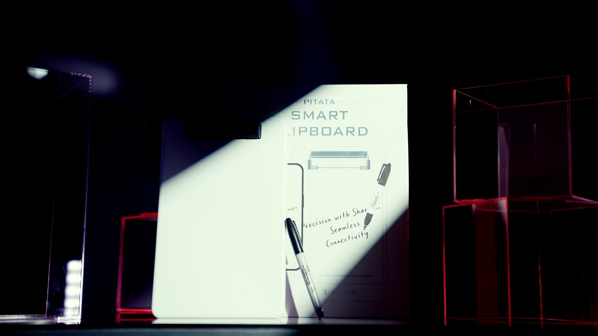 PITATA Smart Clipboard with its electronic Sharpie-style pen